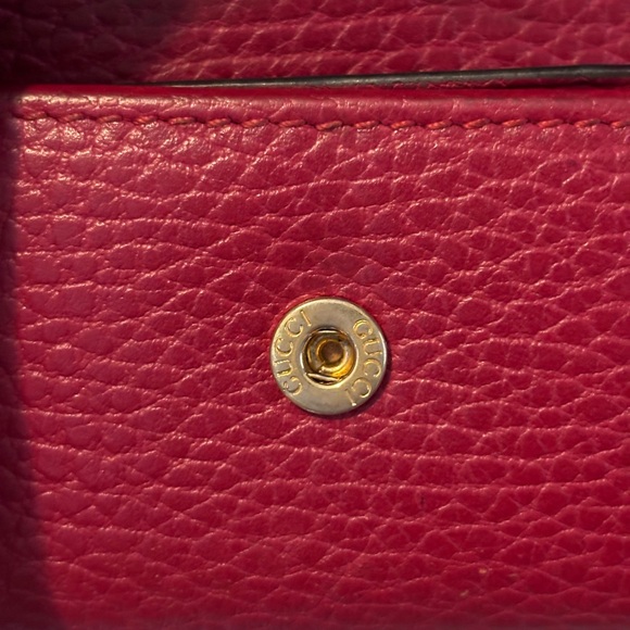 Gucci Authentic Marmont 6 key holder - Picture 7 of 17